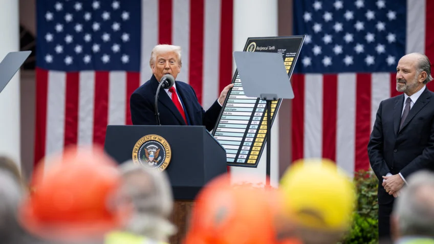 Entenda Como Tarifaço de Trump Afeta o Brasil e a Economia Global
